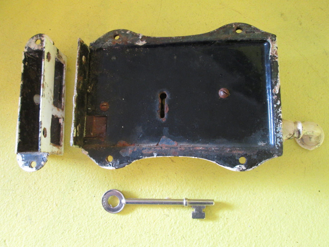 Antique Victorian H & T Vaughan/Willenhall Skirted Rim Lock with Thumb Pull Lock with Keep & Key150L x 120W x 25D