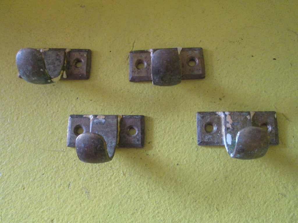 Brass Sash Lifts Mounts on Rectangle Plate 20L x 20W x 40D