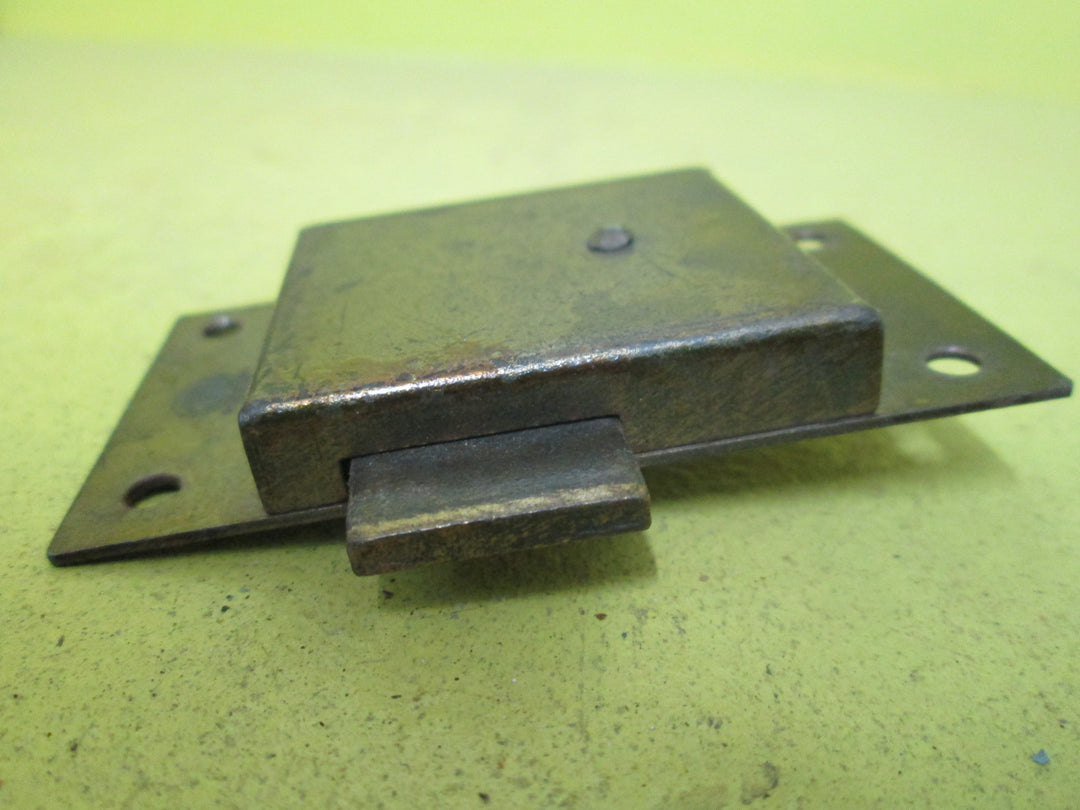 Antique Brass Cabinet/Draw Lock 42L x 75W x 8D