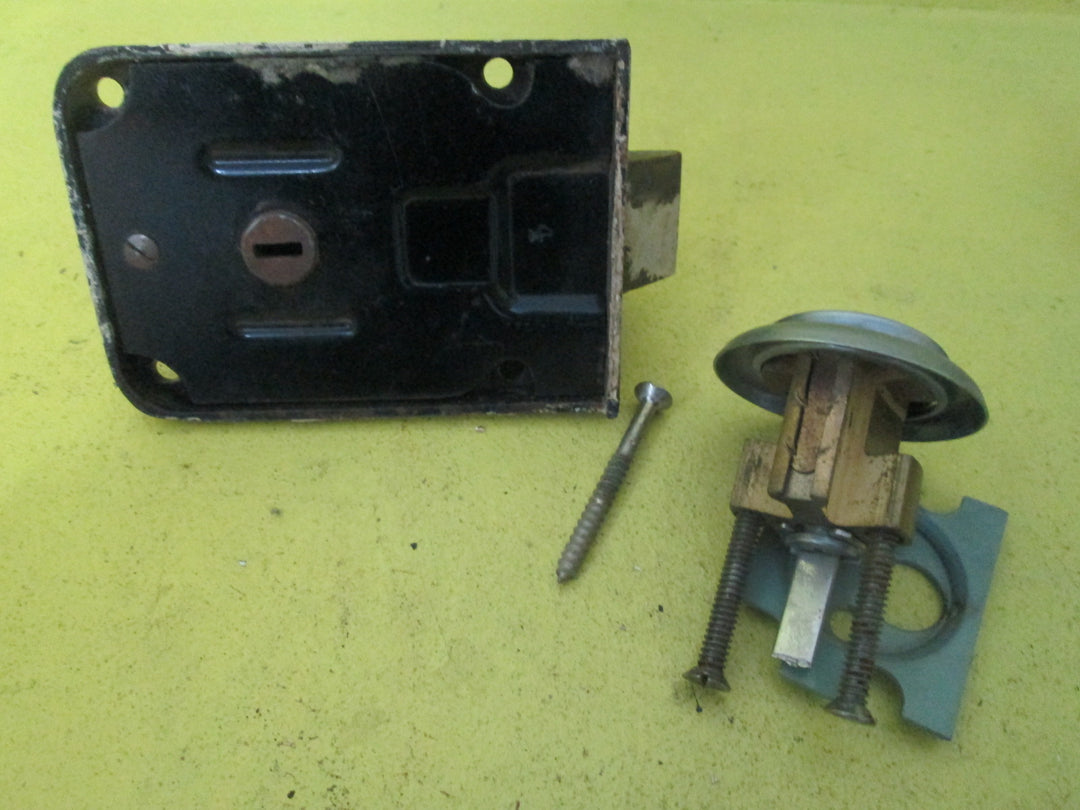 Union Night Latch 90L x 65W