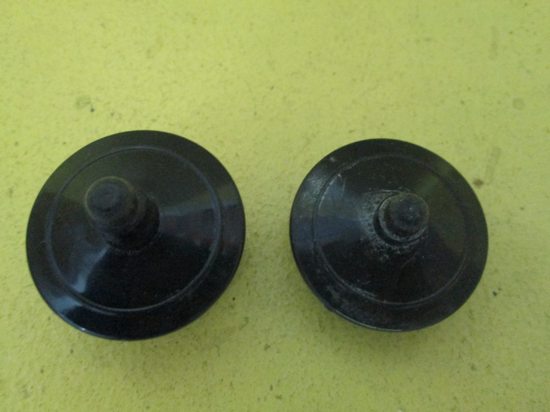 Plugs - Plastic/Rubber/Metal/Porcelain & Fittings 32D-50D x 9H-12D