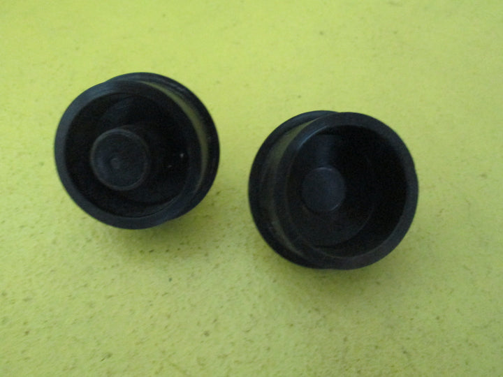 Plugs - Plastic/Rubber/Metal/Porcelain & Fittings 32D-50D x 9H-12D