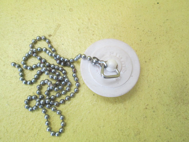 Plugs - Plastic/Rubber/Metal/Porcelain & Fittings 32D-50D x 9H-12D