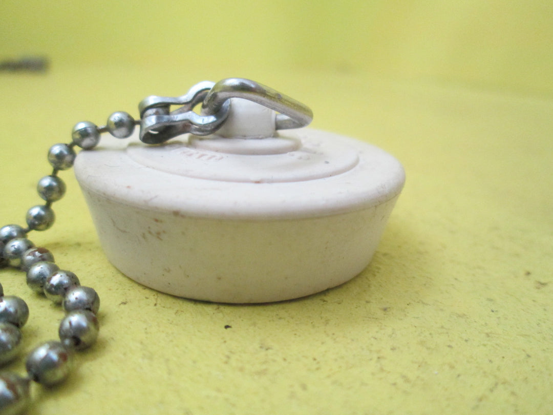 Plugs - Plastic/Rubber/Metal/Porcelain & Fittings 32D-50D x 9H-12D
