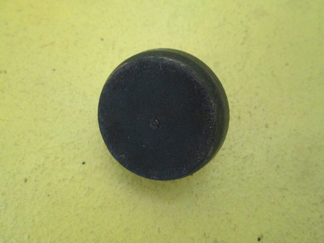 Plugs - Plastic/Rubber/Metal/Porcelain & Fittings 32D-50D x 9H-12D