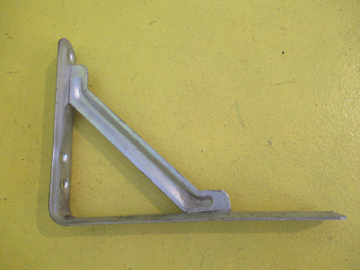 Zinc Plated Lite weight Bracket  200L x 150D