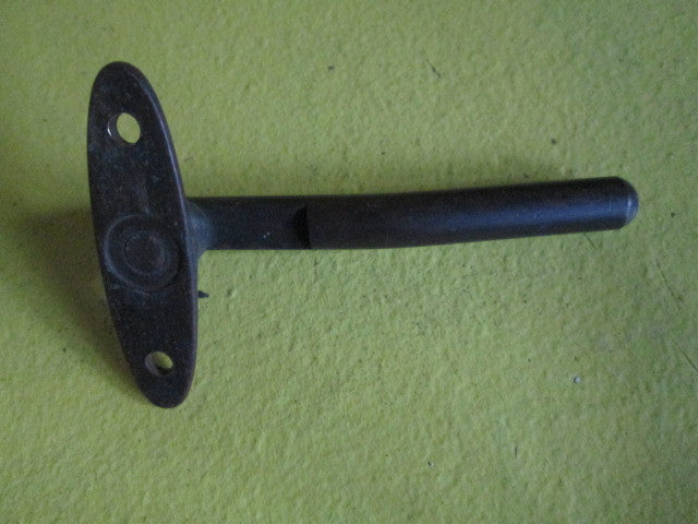 Oval Latch Pull Fastener with Tubal Handle