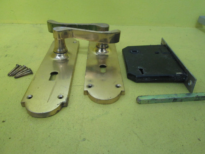 Victorian Style Epsom Brass Lever Handle with Mortice207L xx 50W/Lever 50H x 100L