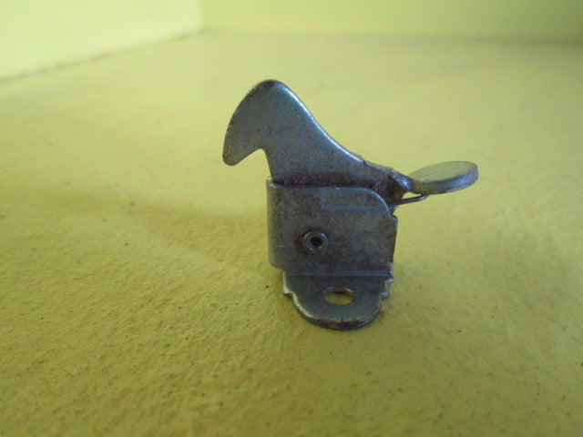 Elbow Catch Fastener/Cupboard Catch