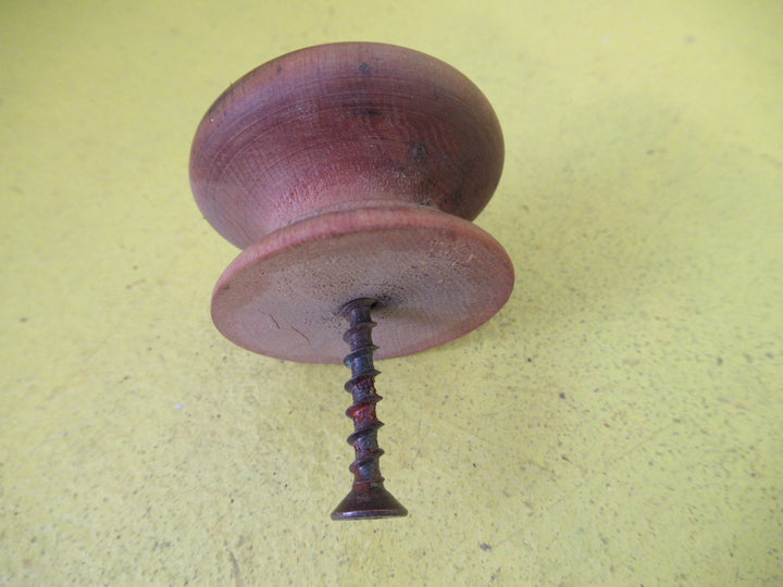 Modern Pine Wood Round Knob  400w x 250D