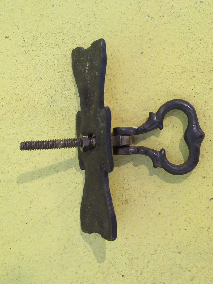 Brass Gothic Style Pull Handle 85L x 25W x 50D