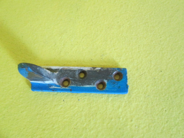 Catches with Triangle Locking Pin