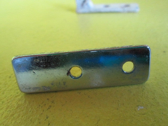 Catches with Triangle Locking Pin