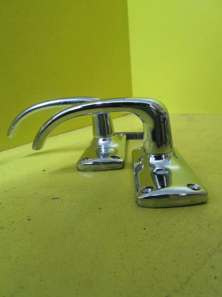 Legge Pacific 55 4 Hole Lever Latch Handles 100L x 40W/Lever 105L x 55W