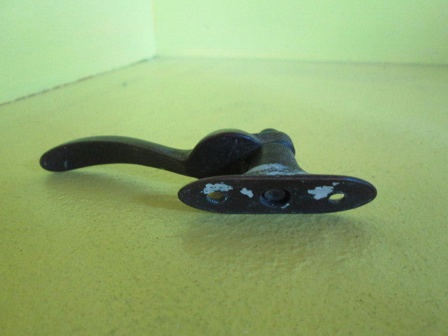 Wedge Fasteners with Oval Plate and Rounded Handle