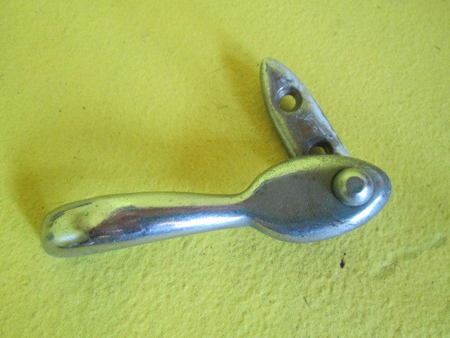 Windlock Fasteners with Oval Plate & Rounded Handles