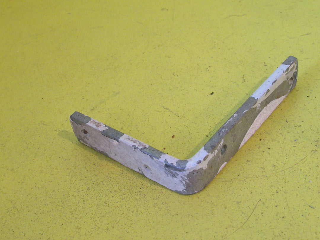 Small Steel Wall Bracket  80L x 100D x 20W