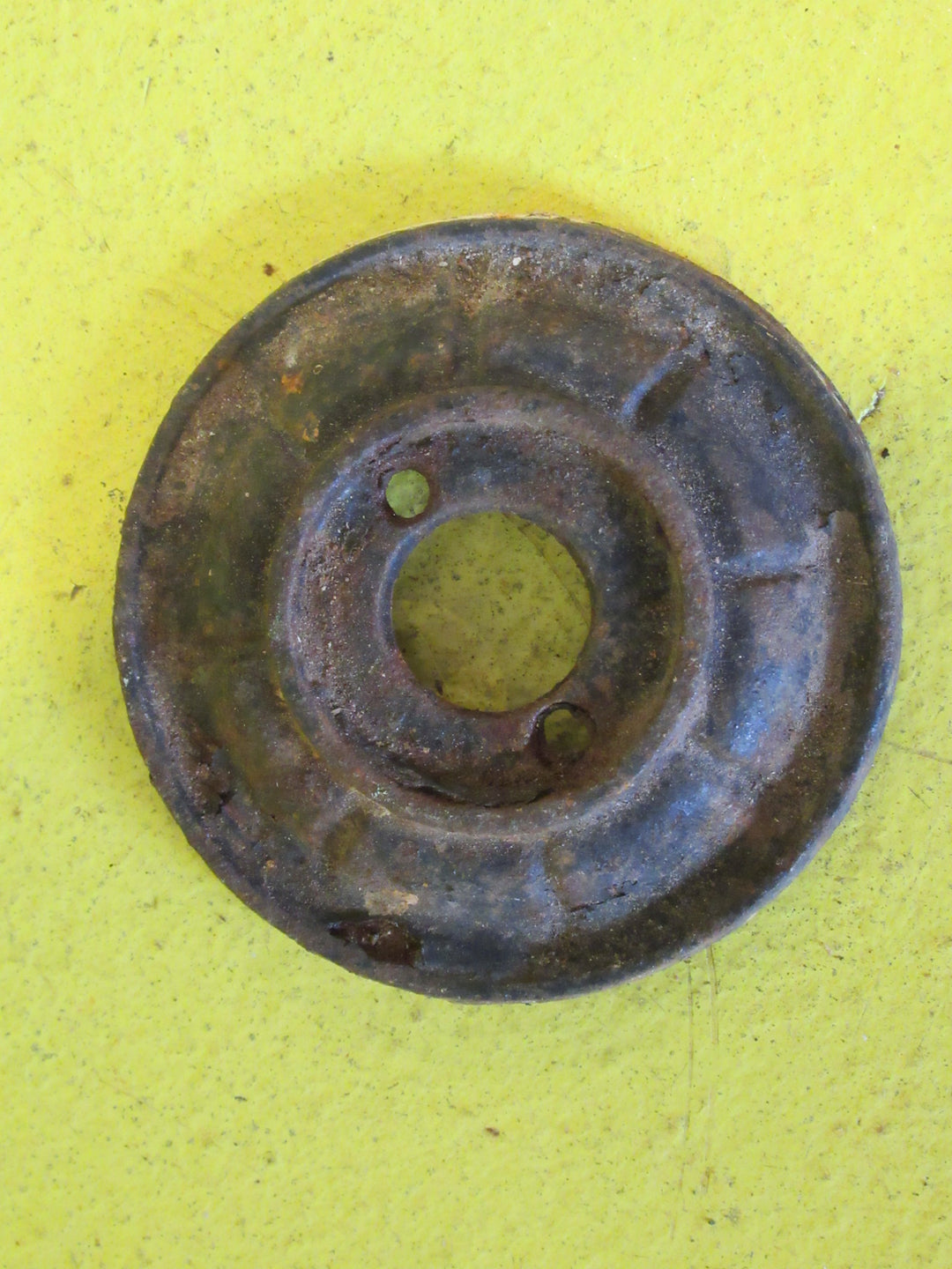 Antique Round Door Knob Plate  55D