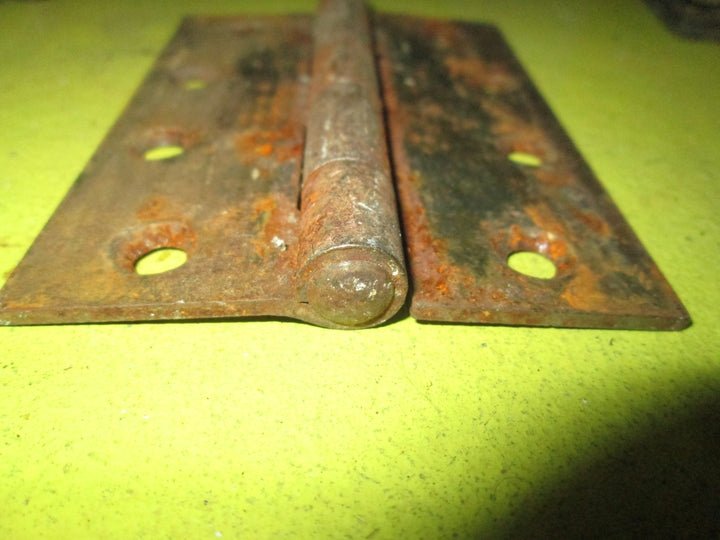 Steel 4 Hole Hinges 98L x 44W