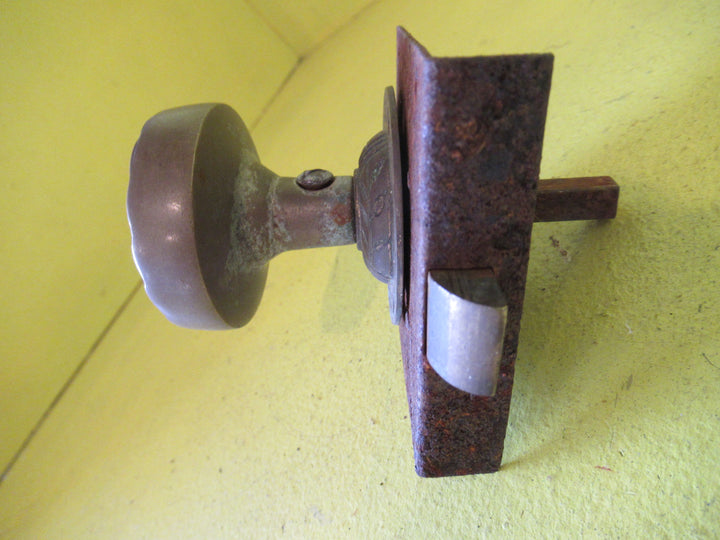 Solid Brass Patterned round Handle 50W x 45D with Copper Door Plate & Cabinet Lock  71W x 75L x 15D