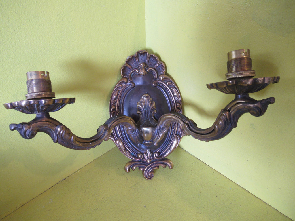 Art Nouveau Antique Brass effect alloy Wall Sconce   235L x 325W x 230D