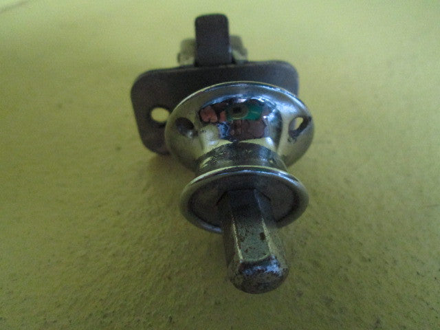 Art Deco Cupboard Push Latch(65L x 30W)