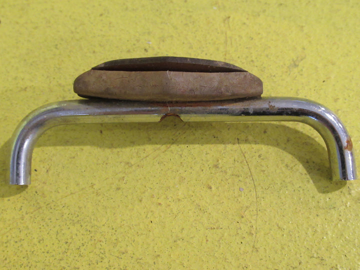 Rounded Diamond Shape Chrome & Brown Bakelite Handle  90L x 35H x 22D