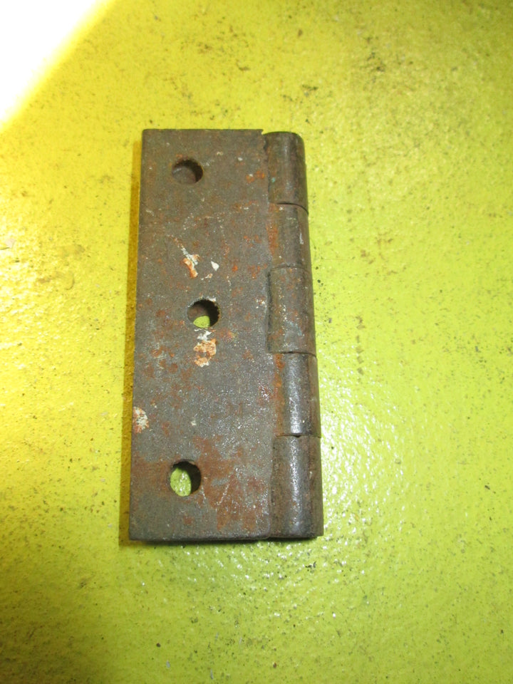 Vintage Cast Iron Butt Hinge 71-89-100-102L x 32-36-40-44W