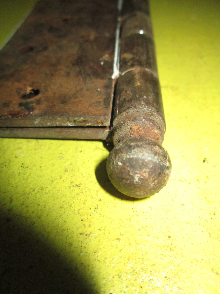 Antique Copper Finish Door Hinge with Ball Finials 76-89-102L x 40-52-62W x 3-4D