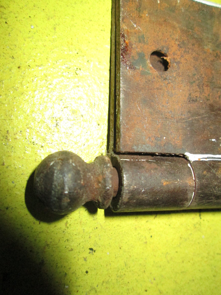 Antique Copper Finish Door Hinge with Ball Finials 76-89-102L x 40-52-62W x 3-4D