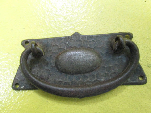 Vintage Rustic Draw Pull with Oval Shape