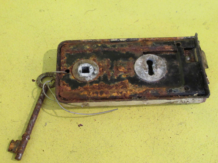 Vintage rim Lock with Key  -  140W x 70H x 17D  / 112 Axiel