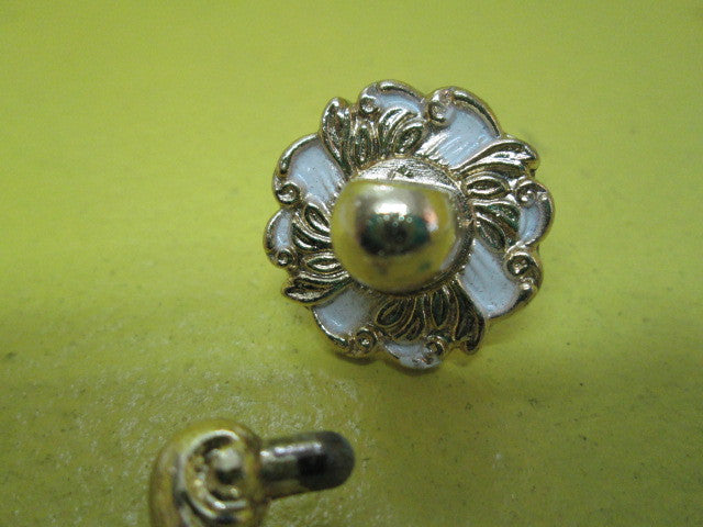 Vintage 1970 Pull Handles 70-80L x 38W