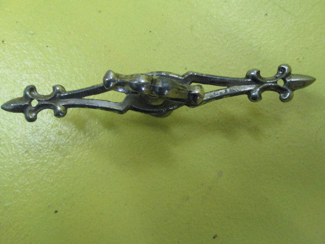 Vintage Chrome/Metal Pull Knob with Ornate Plates