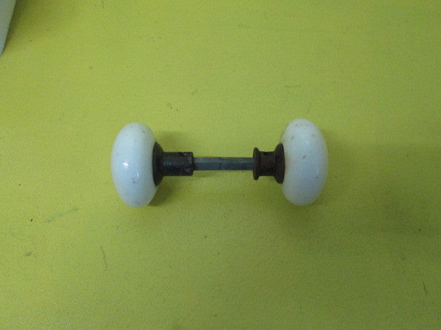 Vintage Villa White Porcelain Door Knobs