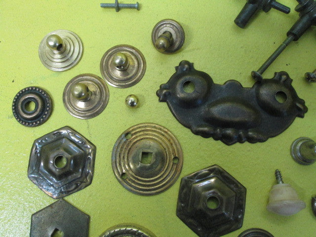 Miscellaneous Cabinet Pull Fastenings
