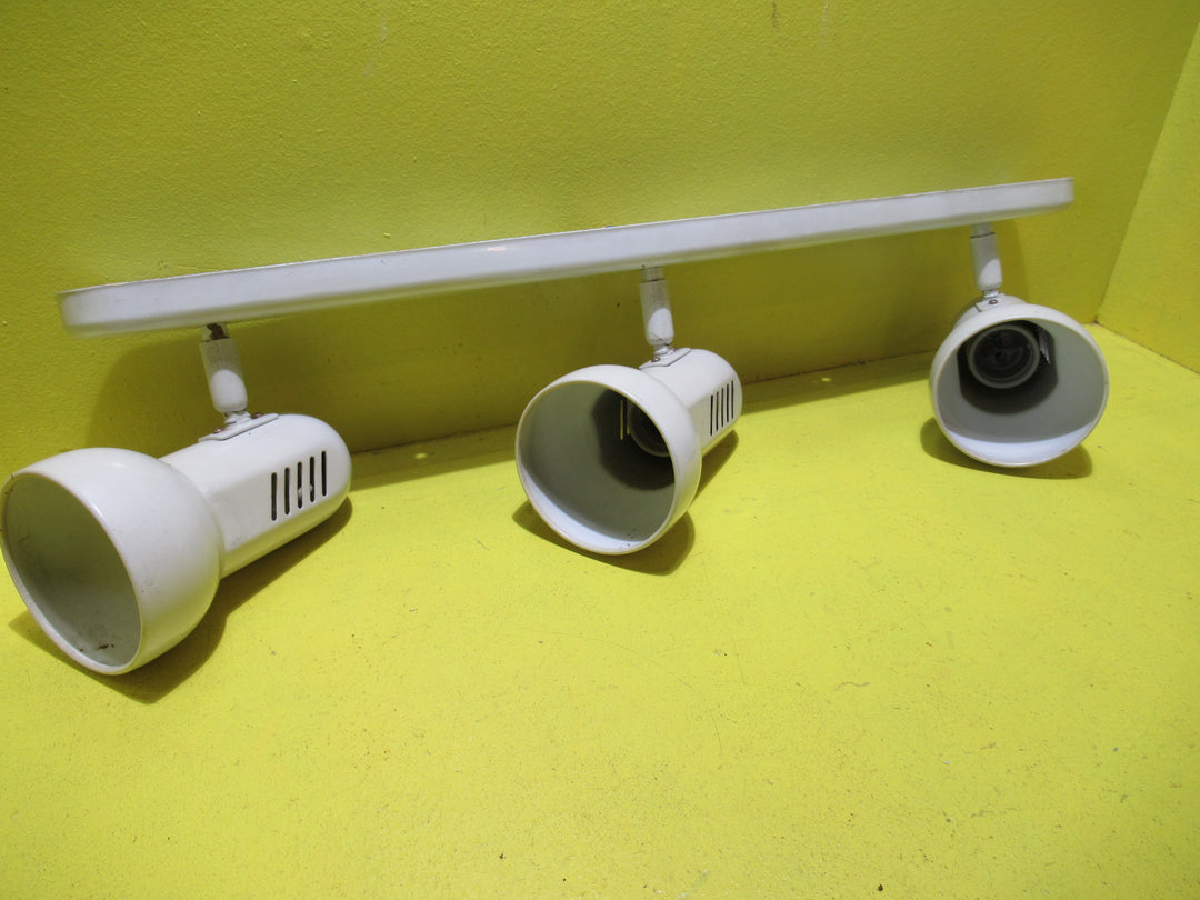Modern White 3 Light Spotlight   580L x 145H x 55D