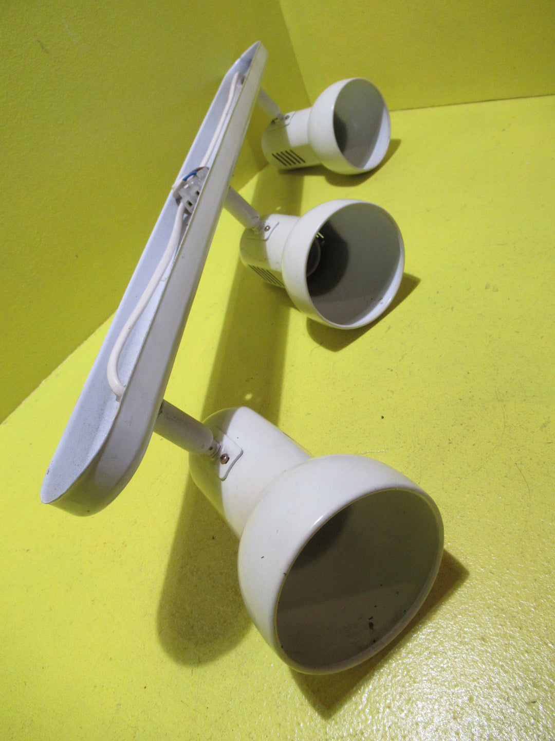 Modern White 3 Light Spotlight   580L x 145H x 55D