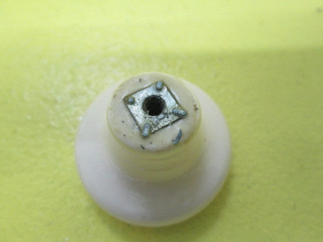 White Porcelain Draw Knob 40D
