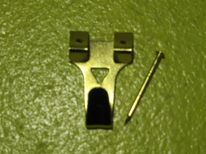 Peter Pan Double Picture Hooks (320)