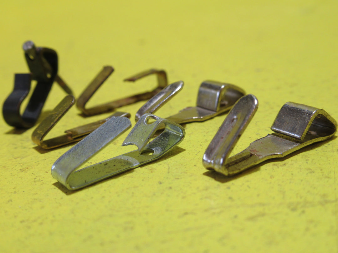 6x Single Small assorted Picture Hooks   22L x 5W
