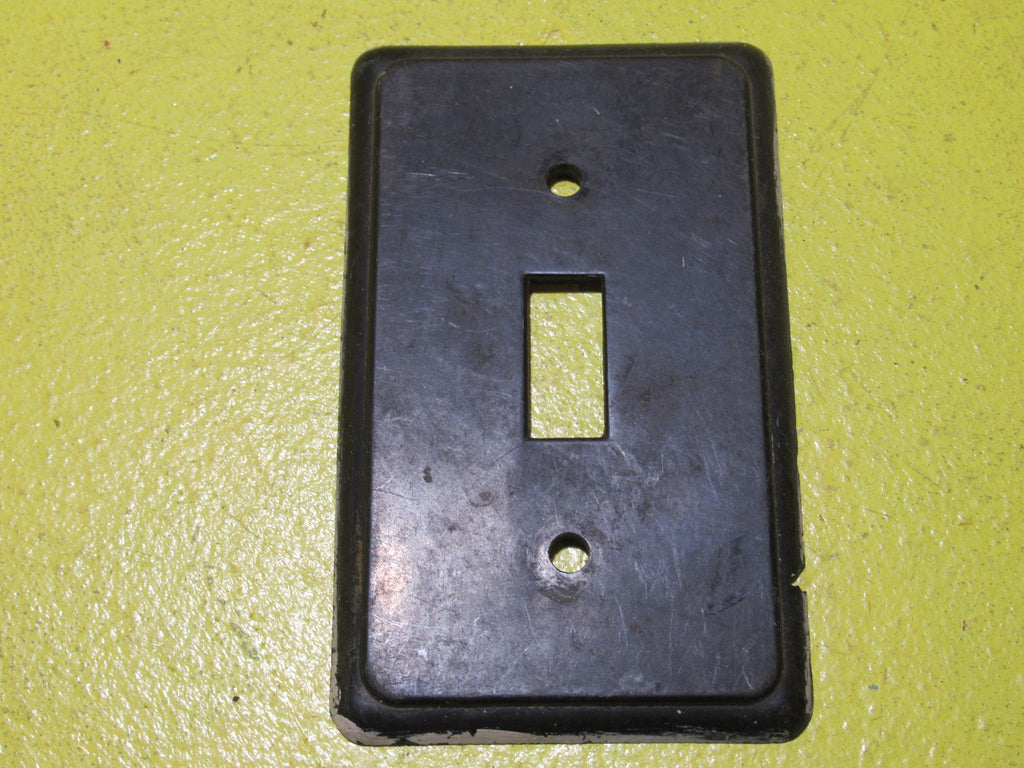 Brown Single Light Switch Surround   110H x 70W