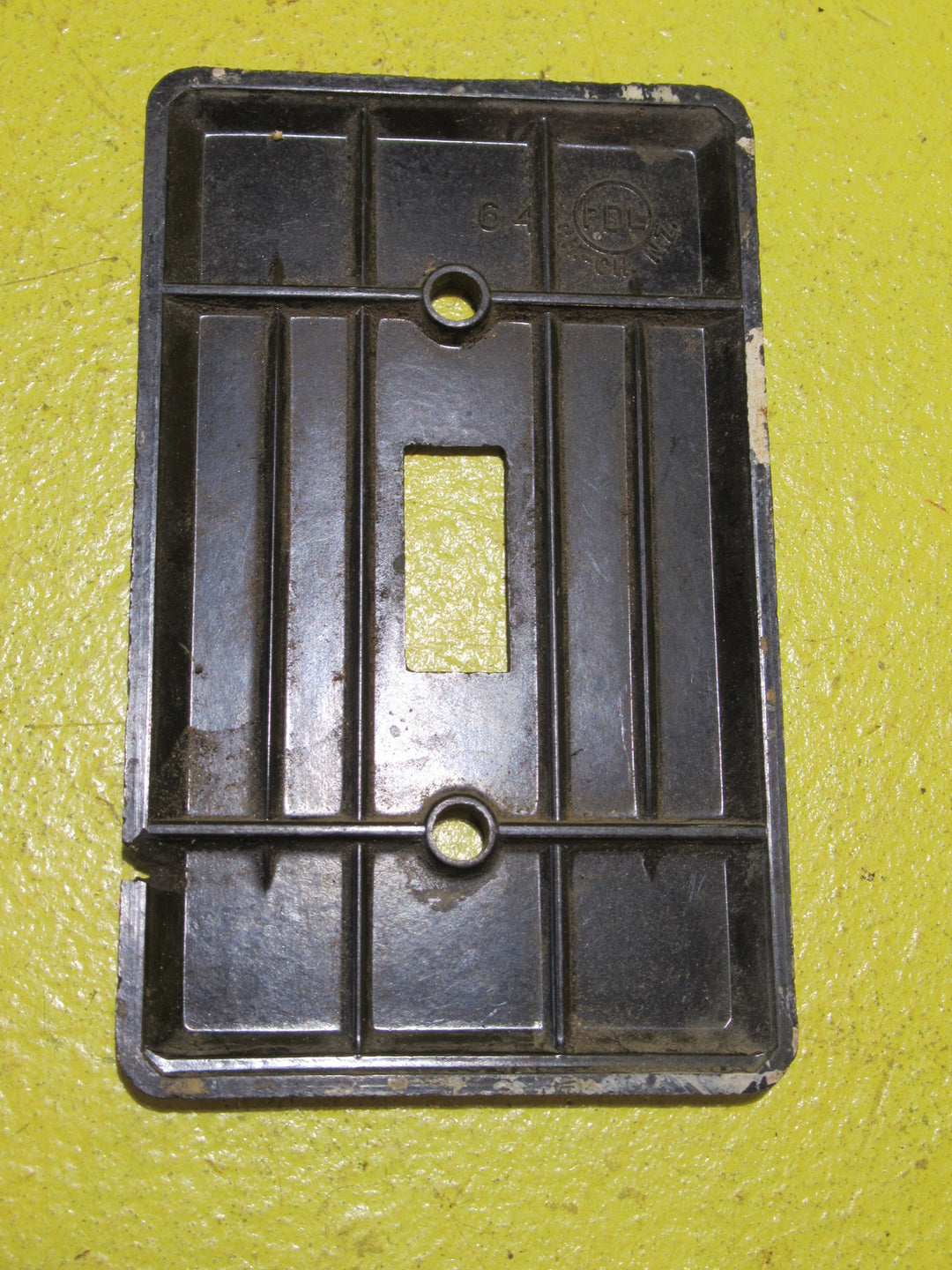 Brown Single Light Switch Surround   110H x 70W