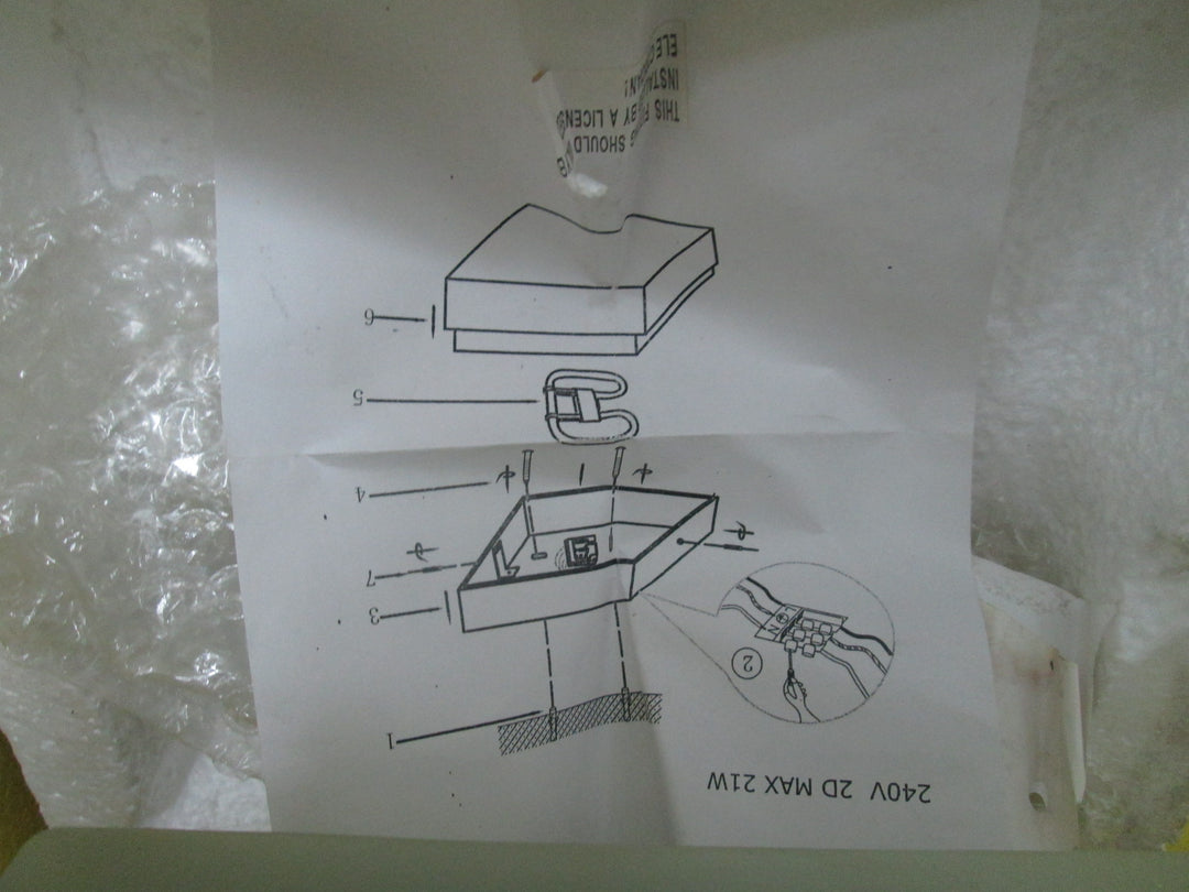 Square Light Fixture Chrome(New) 20W 90SQ x 95H