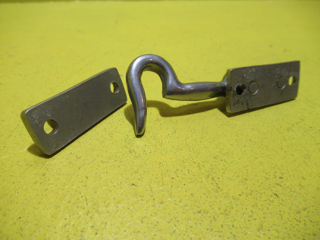 Cabin Hook