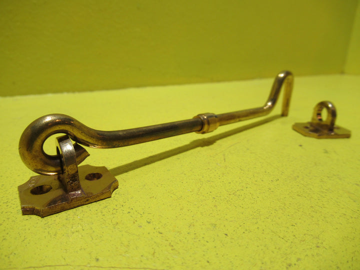 Cabin Hook