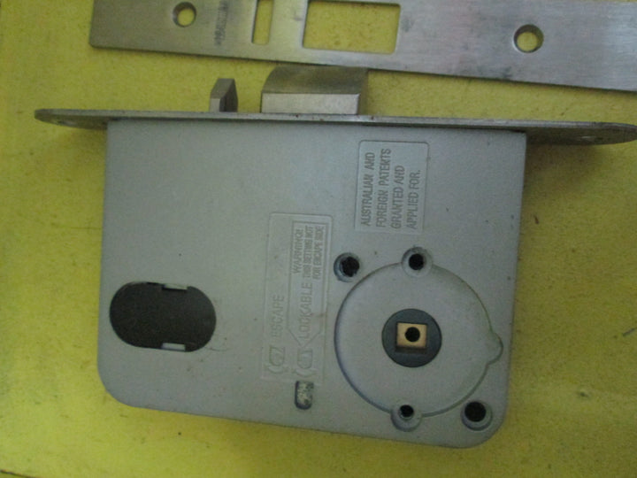 Lockwood Mortice Vest Lock 3572SC 280L x 25W/Body 85D 110W