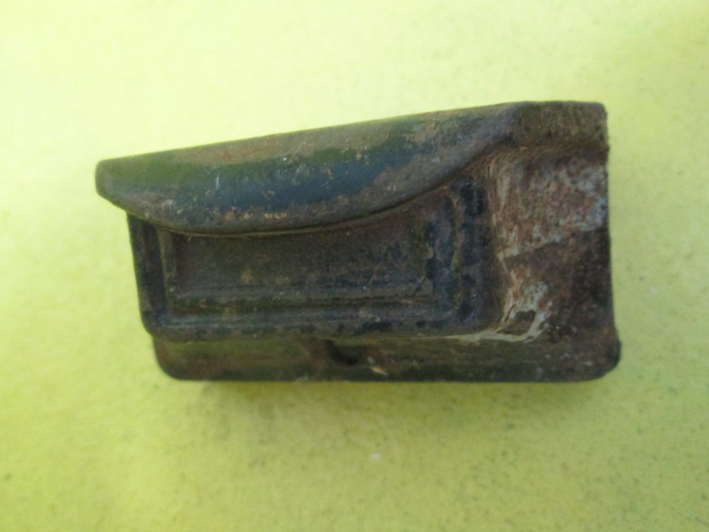 Vintage Cast Iron Keep 65-45L x 30-50D x 45H