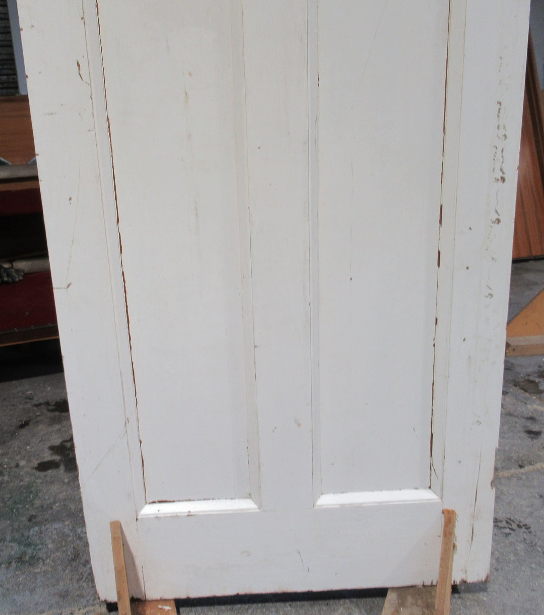Transitional (Villa) Craftsman Door with 3 Panels & Molding   2020H x 810W x 45D