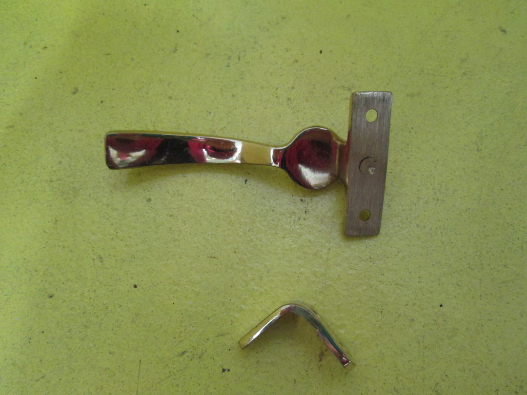 Pollshed Brass Wedge Fastener Square End with Catch 90L x 25/Plate 46L x40H